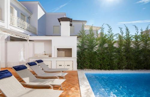 Vabriga Villa | Family villa Claretta with pool and grill in Porec