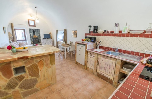 Santa-Reparata-di-Balagna Apartment | Fantastic apartment with garden and sea views in prime location