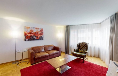 Muhlebach Apartment | Fantastic 2BD flat/near lake/110sqm (Mainau 10)