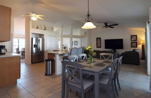 Legacy Park House | Fantastic 4 bed detached home, large pool, great pool deck, Disney 9 miles!