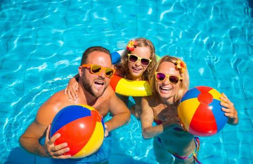 Skegness Boat Rental | Fantastic 4 Berth Caravan In Skegness With Private Hot Tub Ref 96023H