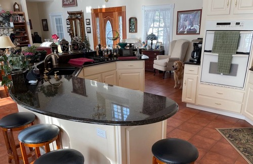Barton Villa | Fantastic Lake Home on breathtaking Willoughby Lake!