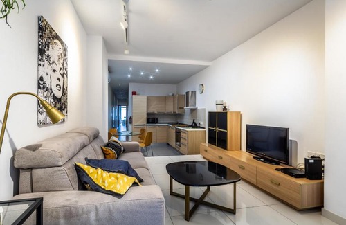 Tower Road Apartment | Fantastic Location Sliema Apartment