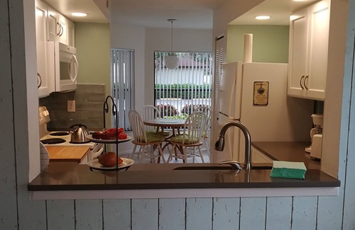 South Bradenton Apartment | Fantastic residential unit in Shorewalk, Bradenton - simply heavenly