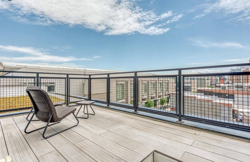 Shaw Apartment | Fantastic Shaw Studio w/Laundry, near Foodie Area, by Blueground