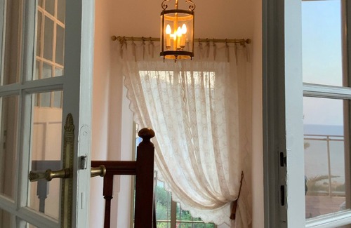 Espero-Pax House | FANTASTIC VIEW AND SPA! The charm of the Belle Époque next to the sandy beaches