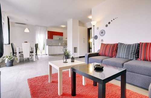 Rebici House | Fantastic villa with private pool 900 meters to beach