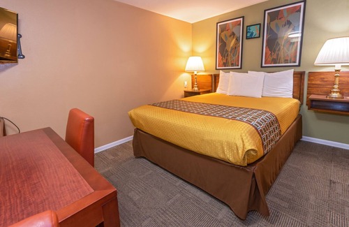 Forks Hotel | Far West Motel