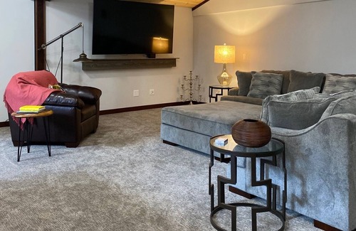 Oak Harbor Apartment | Farm Stay with your Horse! Upstairs Loft for you, updated Barn for your horse!