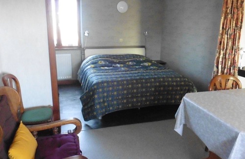 Morsbronn-les-Bains Apartment | Farmhouse