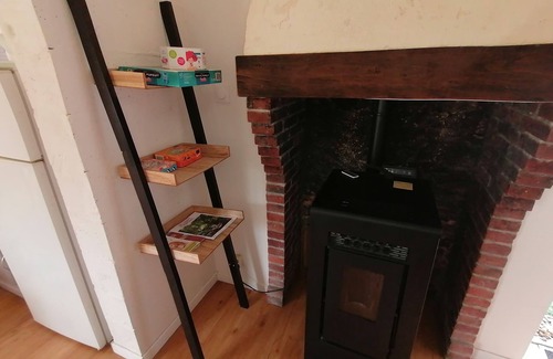 Cachen House | FARMHOUSE GITE WITH SHARED POOL - A CHANGE OF SCENERY FOR FAMILY AND FRIENDS