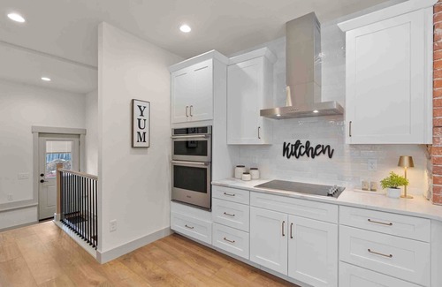 Loveland House | Farmhouse in Downtown Loveland with Hot Tub