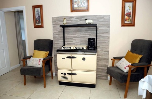 Strabane House | Farmhouse near Newtownstewart 3 bedrooms
