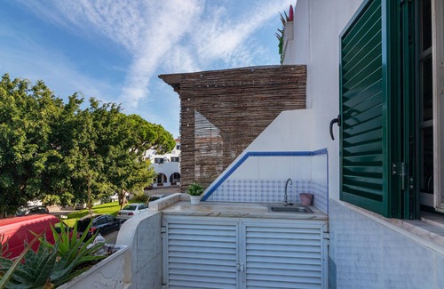 Montenegro Apartment | FARO AIRPORT FLAT 3 by HOMING