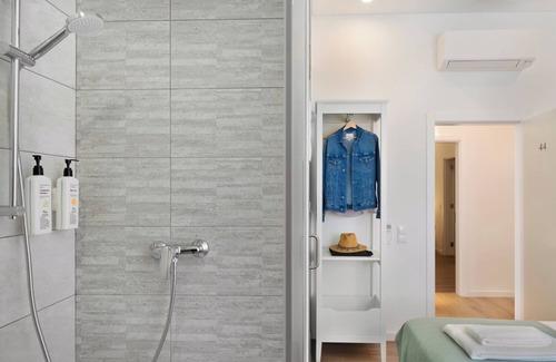 Se House | Faro DAZ House by Get Your Stay