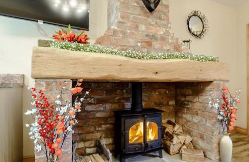 Arnold House | Farriers Lodge