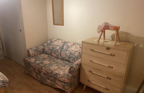Dartmouth Apartment | Fast internet free parking Havrour view Dalhousie close