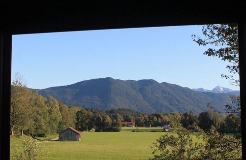 Lenggries House | Favorite family spot with mountain views and wood-burning stove