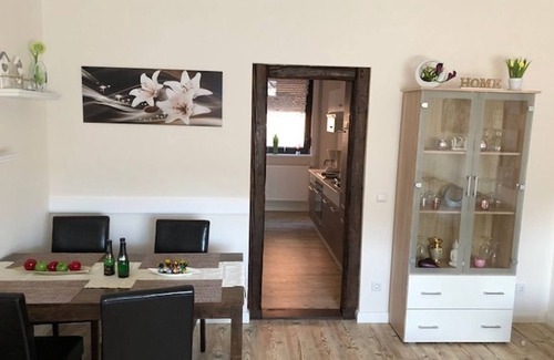 Hildesheim District Apartment | Fe-Wo oasis of wellbeing