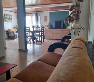 Le Francois Apartment | Feel at K'Z