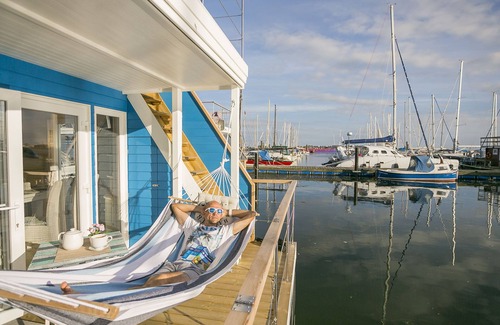 Burgstaaken Boat Rental | Feel good and relax - Beautiful Baltic Sea houseboat on Fehmarn