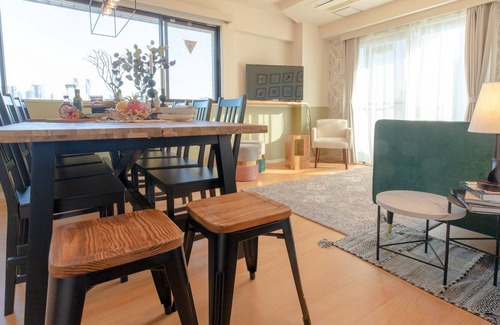 Nakano Apartment | Feel rich / Room 801 / Spacious 3LDK, 12 people / 5 minutes from the station / In front of the family restaurant / 5 minutes at the convenience store / Wi-Fi available