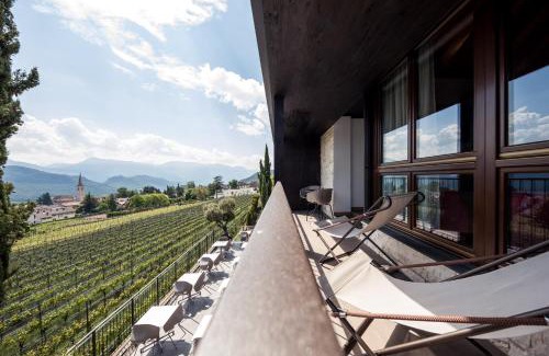 Caldaro Sulla Strada del Vino Hotel | Felderer Boutiquehotel B&B
