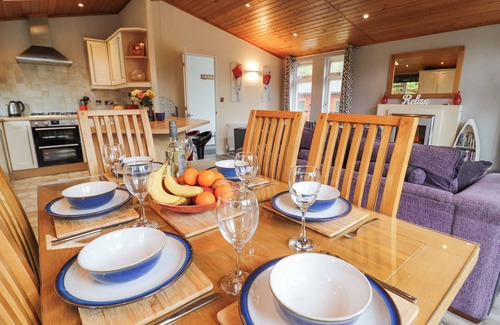 Troutbeck Cottage | FELL VIEW LODGE, family friendly, with a garden in Troutbeck