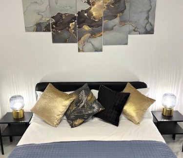 Picanello-Ognina-Barriera-Canalicchio Apartment | FELLINI SUITES Lungomare near the sea