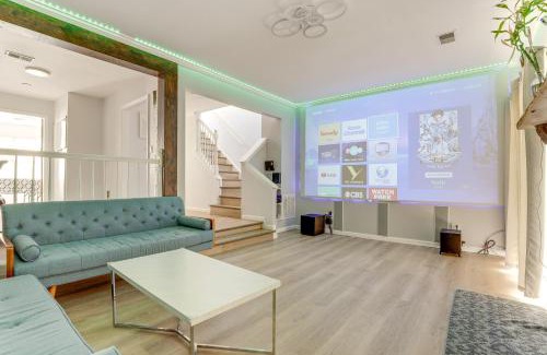 Lawrenceville House | Fenced Yard and Pool Access Lawrenceville Retreat!