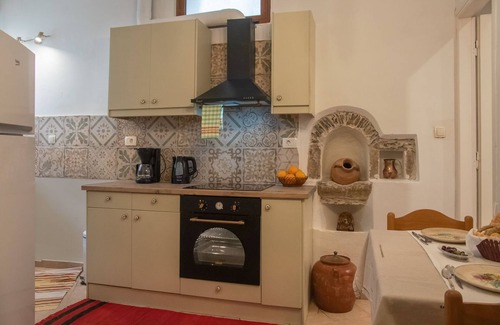Perivolia House | Feneri House-Traditional Residence 20'from ELAFONISI