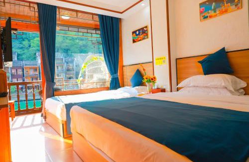 Fenghuang House | Fenghuang Memory Linjiang Inn