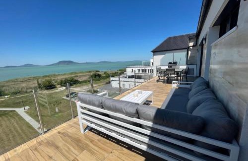 Balatonfenyves Apartment | Fenyves Beach Apartman Delux