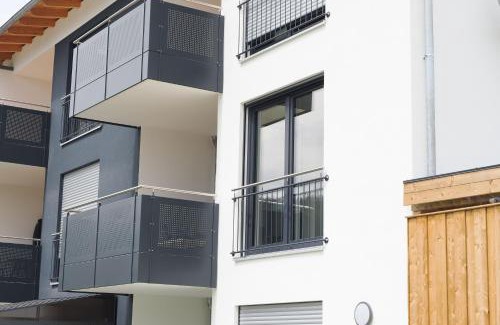 Langdorf Apartment | Ferienwohnung Emma mit Balkon