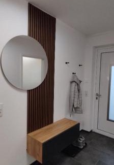 Langdorf Apartment | Ferienwohnung Emma mit Balkon