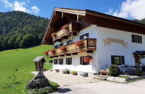 Ramsau bei Berchtesgaden Apartment | Ferienwohnung Watzmann, 1-4 Personen, 74 qm, Dusche/WC, Balkon, TV, W-LAN, Safe, 2 Schlafzimmer, Nichtraucher
