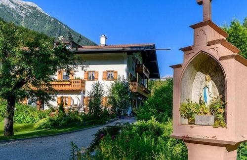 Ramsau Apartment | Ferienwohnung Steinberg, 1-2 Personen, 55 qm, Bad + Dusche/WC, Balkon, TV, W-LAN, 1 Schlafzimmer, Nichtraucher, Allergiker