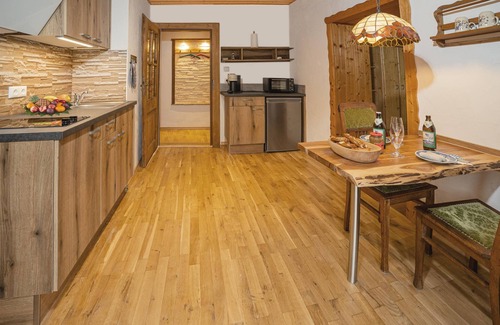 Ramsau bei Berchtesgaden Apartment | Ferienwohnung Nr. 2, 1-2 Pers., 48 qm, Dusche/wc, Nord-ost-balkon, TV, 1 Schlafzimmer + Wohnschlafzimmer, Neue Wohnküche
