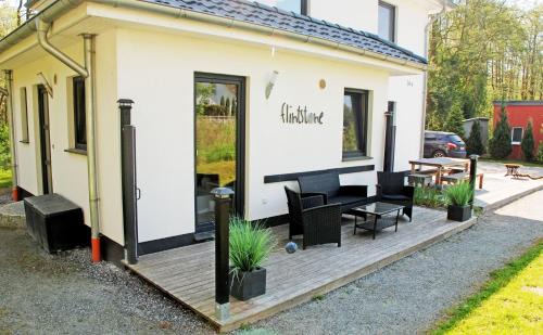 Neu Mukran Apartment | Ferienappartement Feuerstein