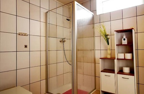 Tarnewitz Apartment | Ferienbungalow Kastanie