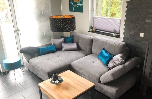 Bitz House | Ferienhaus, 95qm, 1 Schlafzimmer, 1 Wohn-/Schlafzimmer, Terrasse mit Garten, max. 2 Personen