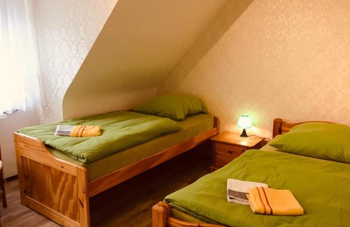 Walkenried House | Ferienhaus am Fluss mit traumhafter Dachterrasse ,Garten und Grill