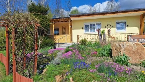 Seifhennersdorf House | Ferienhaus Ameliè