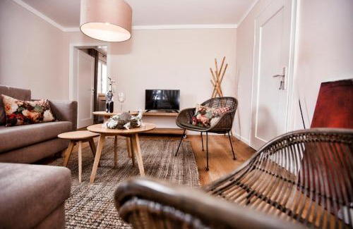 Gaienhofen Apartment | Ferienhaus Hotel Hirschen Horn
