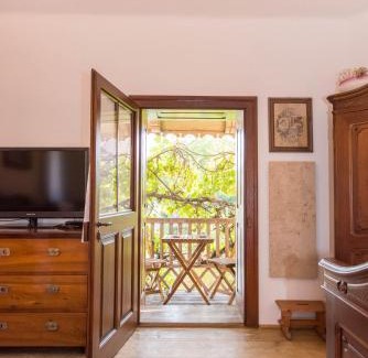 Poellau House | Ferienhaus Perner Gartenhaus unterm Lindenbaum