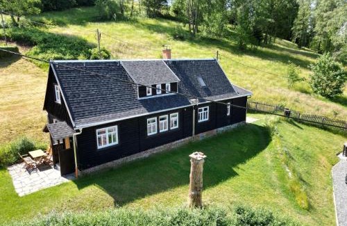 Klingenthal House | Ferienhaushälfte Gösselberg im Ferienhaus Anno Dazumal, wie zu Großmutters Zeiten, linke Seite