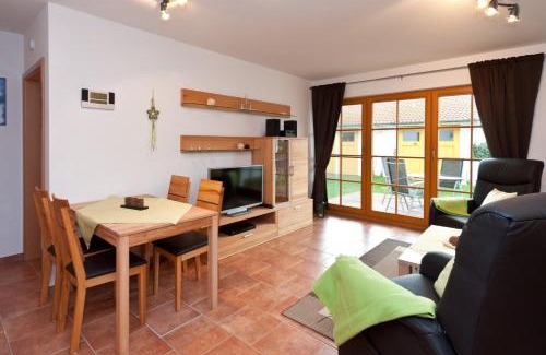 Zingst Apartment | Ferienpark Freesenbruch Wohnung 4 2 - Ostseeperle