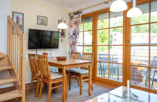 Zingst Apartment | Ferienpark Freesenbruch Wohnung 4 5 - Kranichtanz