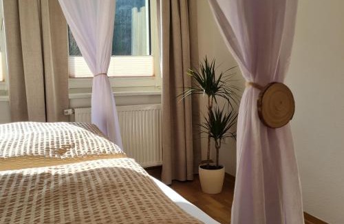Koenigstein Apartment | Ferienwohnung Liliensteinblick am Elberadweg
