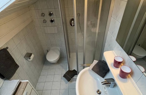 Konigssee Apartment | Ferienwohnung Hoher Göll, 1 bis 2 Personen, 34 qm, Balkon, Mansardenwohnung